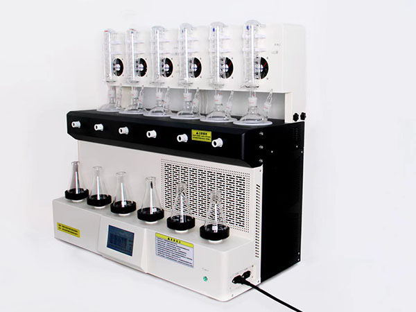 全自动智能蒸馏仪 右面